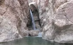سفربازی - آبشار حکیم باشی کازرون