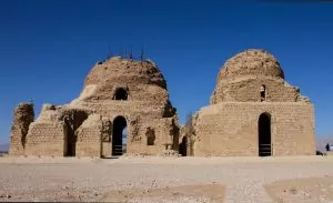 سفربازی - کاخ ساسانی سروستان