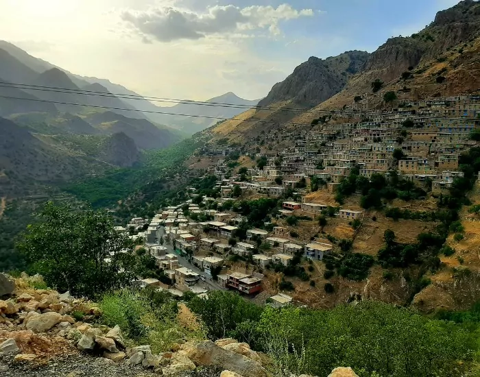 سفربازی-اورامان منطقه بهشتی در کردستان